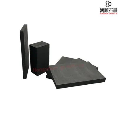 Come si confronta una lastra di grafite pura con altri materiali a base di carbonio?