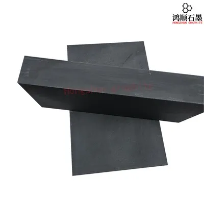 A quali tipi di corrosione possono resistere i blocchi di grafite?